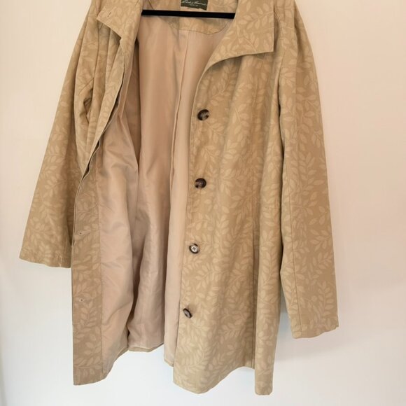 🌿 Eddie Bauer Women’s Beige Leaf Print Button Front Coat (Size XL) - Picture 3 of 6